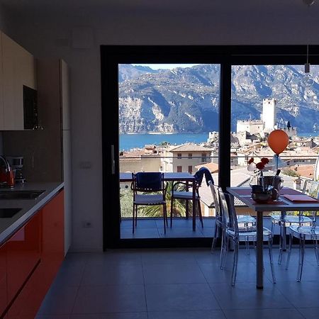 Blue Sky Garda - Sunset Apartment Malcesine Exterior photo