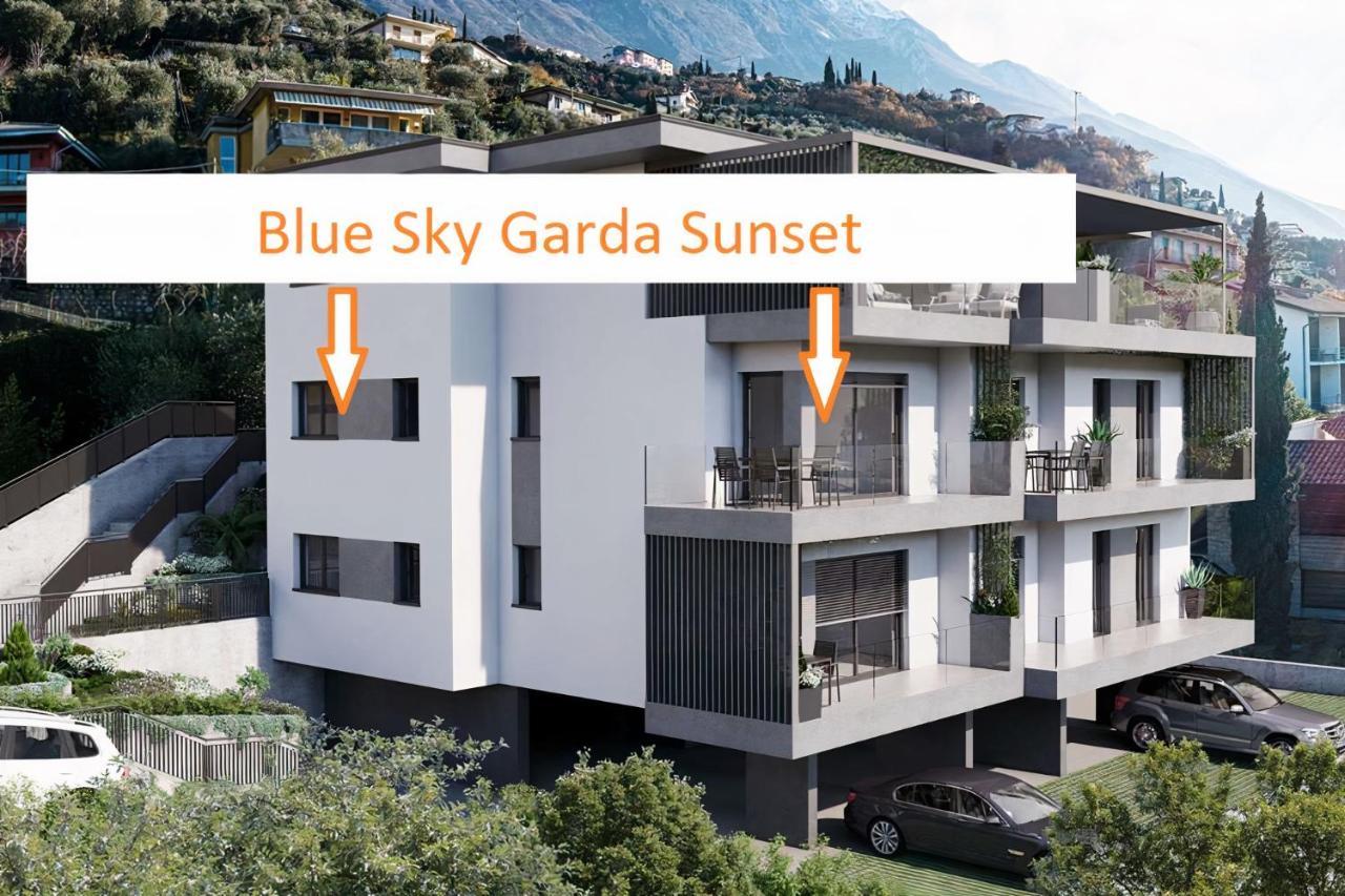Blue Sky Garda - Sunset Apartment Malcesine Exterior photo